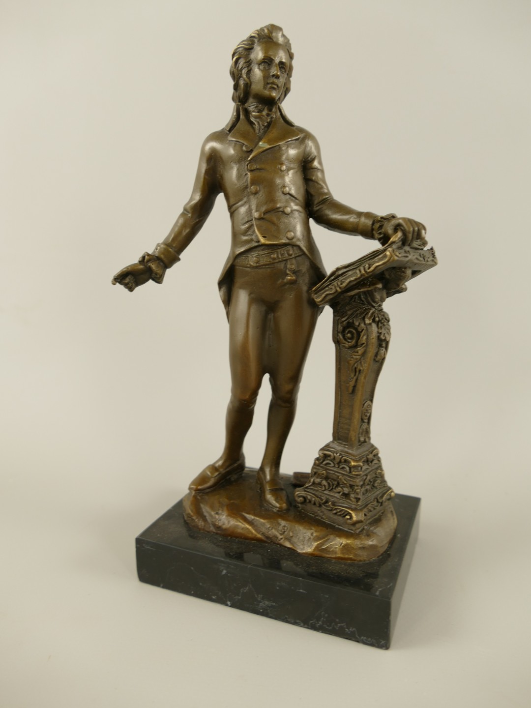 Figur Bronze Komponist H.22x11x8cm