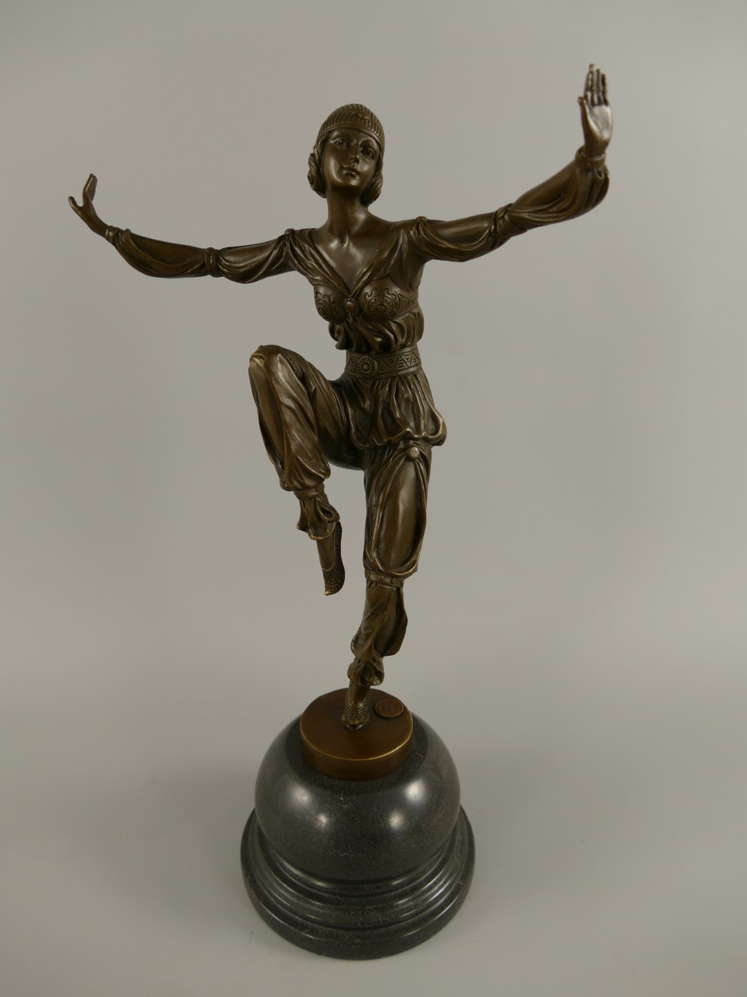 Figur Bronze Frau H.40x23cm