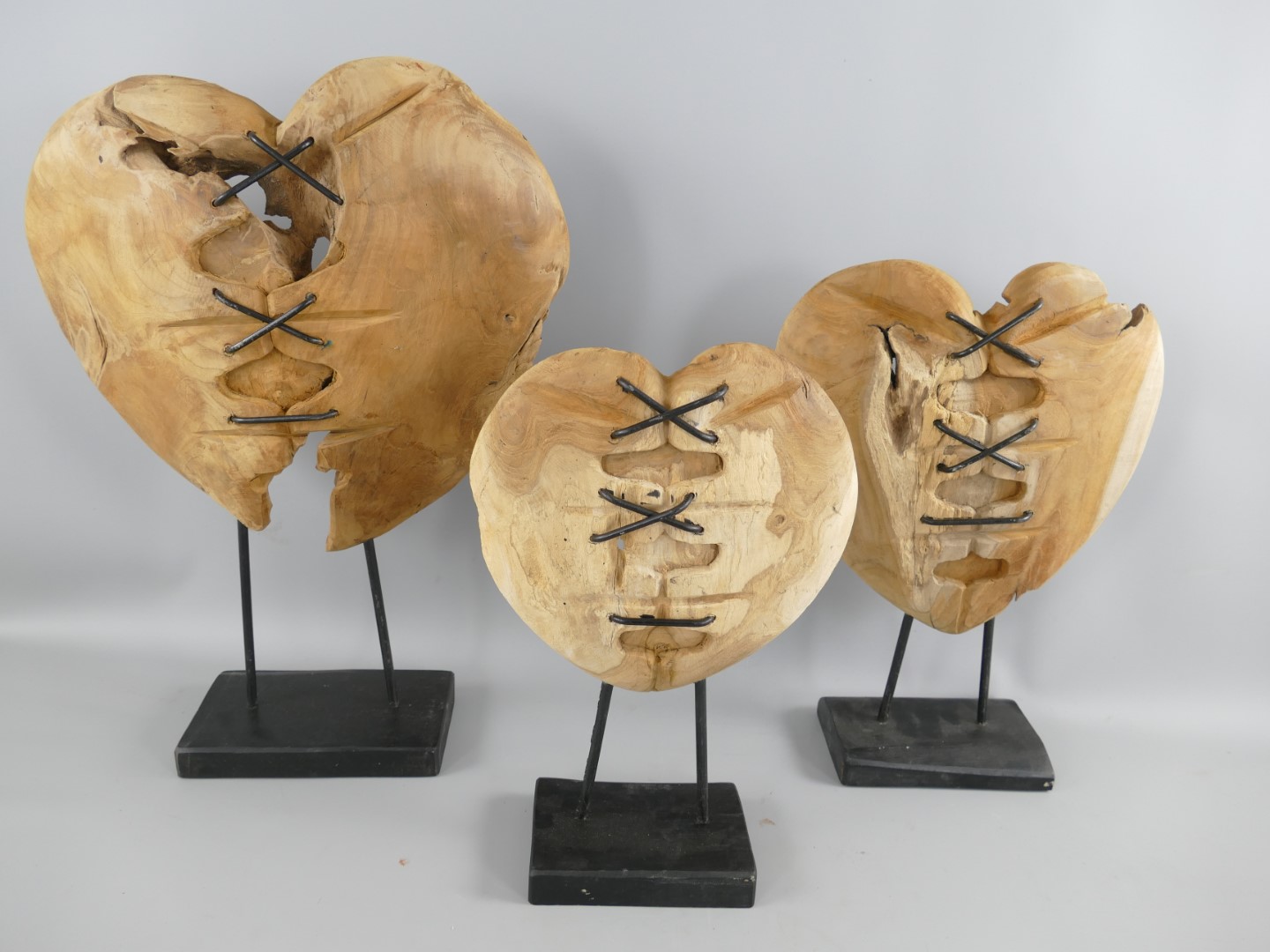 *A? *NT Deko Herz Teak Holz/Eisen 3/Set H.36-52cm