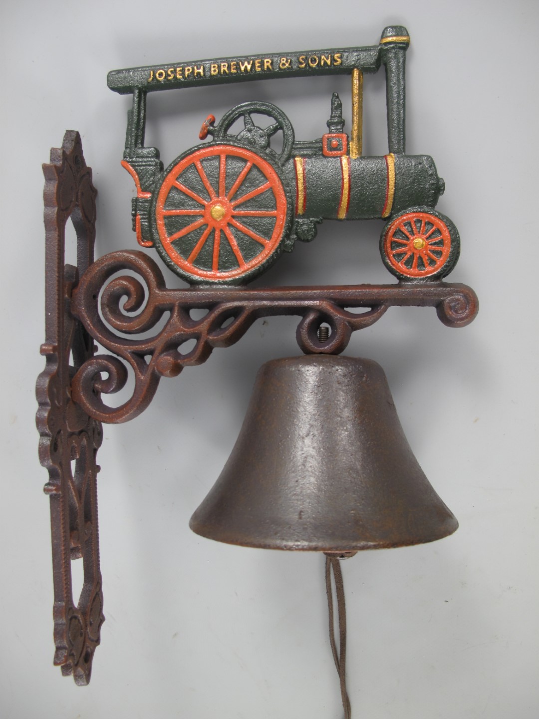 *NT Wandglocke Gußeisen Dampftraktor H.38cm P/St.