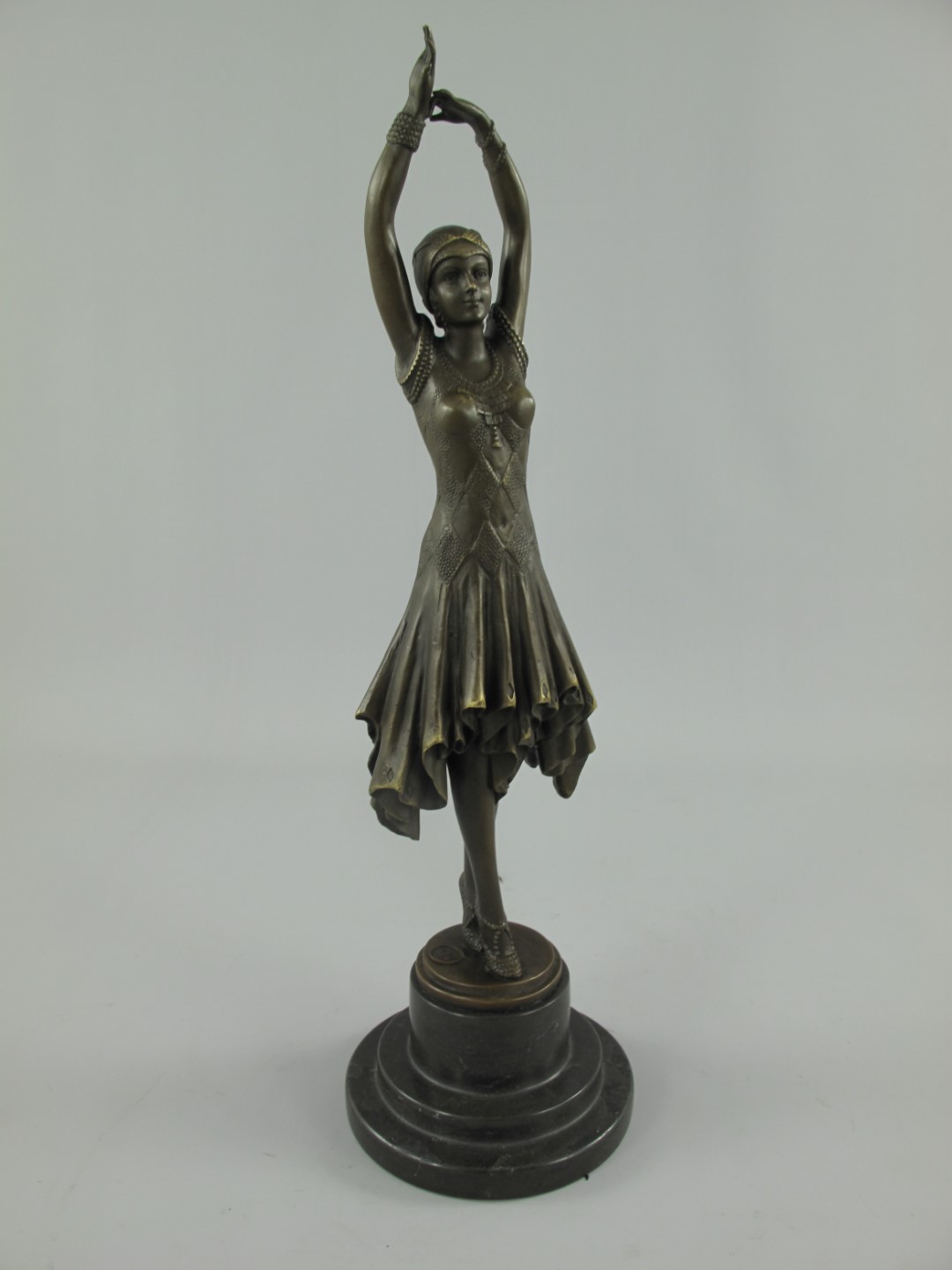 Figur Frau Bronze H.44-D.13cm