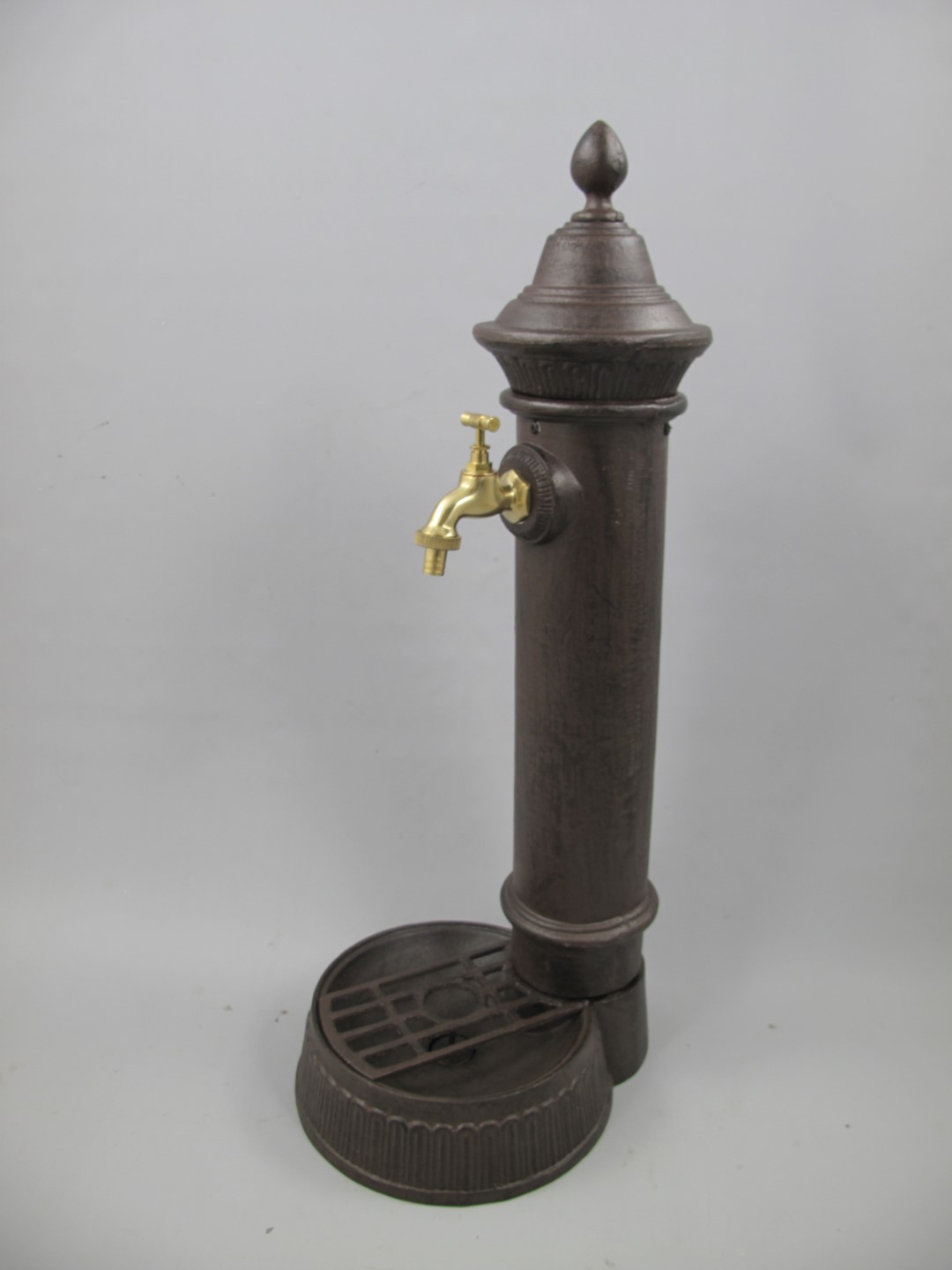 Zapfsäule Rund Alu. rust. braun Mes. Hahn H.75cm