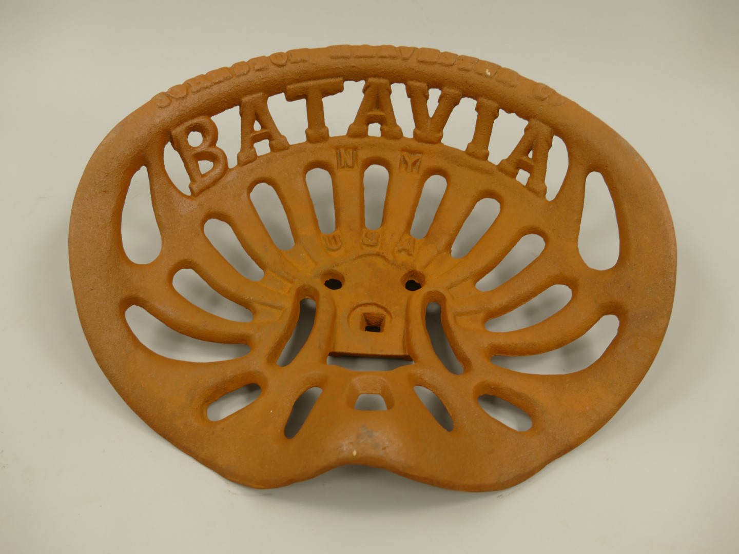 RAUS*PREIS Deko Traktorsitz Naturrost L.38cm