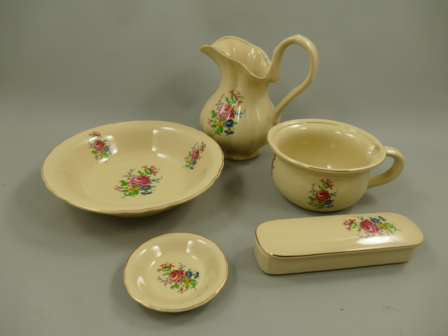 *NT Waschset 5tlg. Porzell. Blume/farb. H.35cm SET