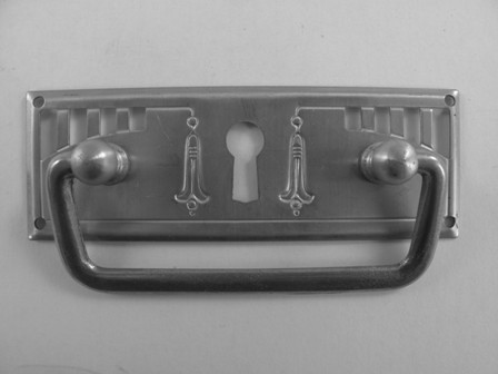 *A? Griffbeschlag Mes. brün. +Loch 32x95mm(IND.)