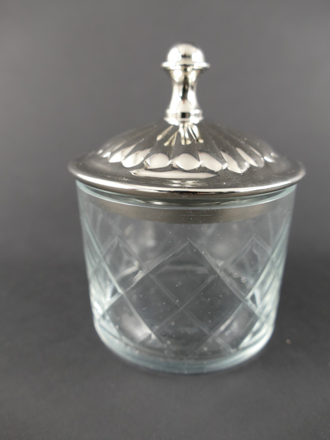 *ANG. Box Geschliffen deckel vernickelt 8x8-H.10cm