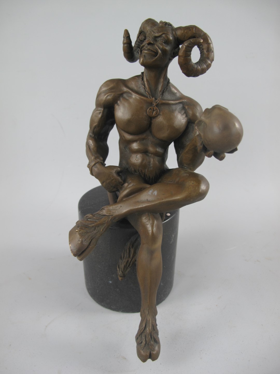 Bronze Figur NARREN H.25x10cm