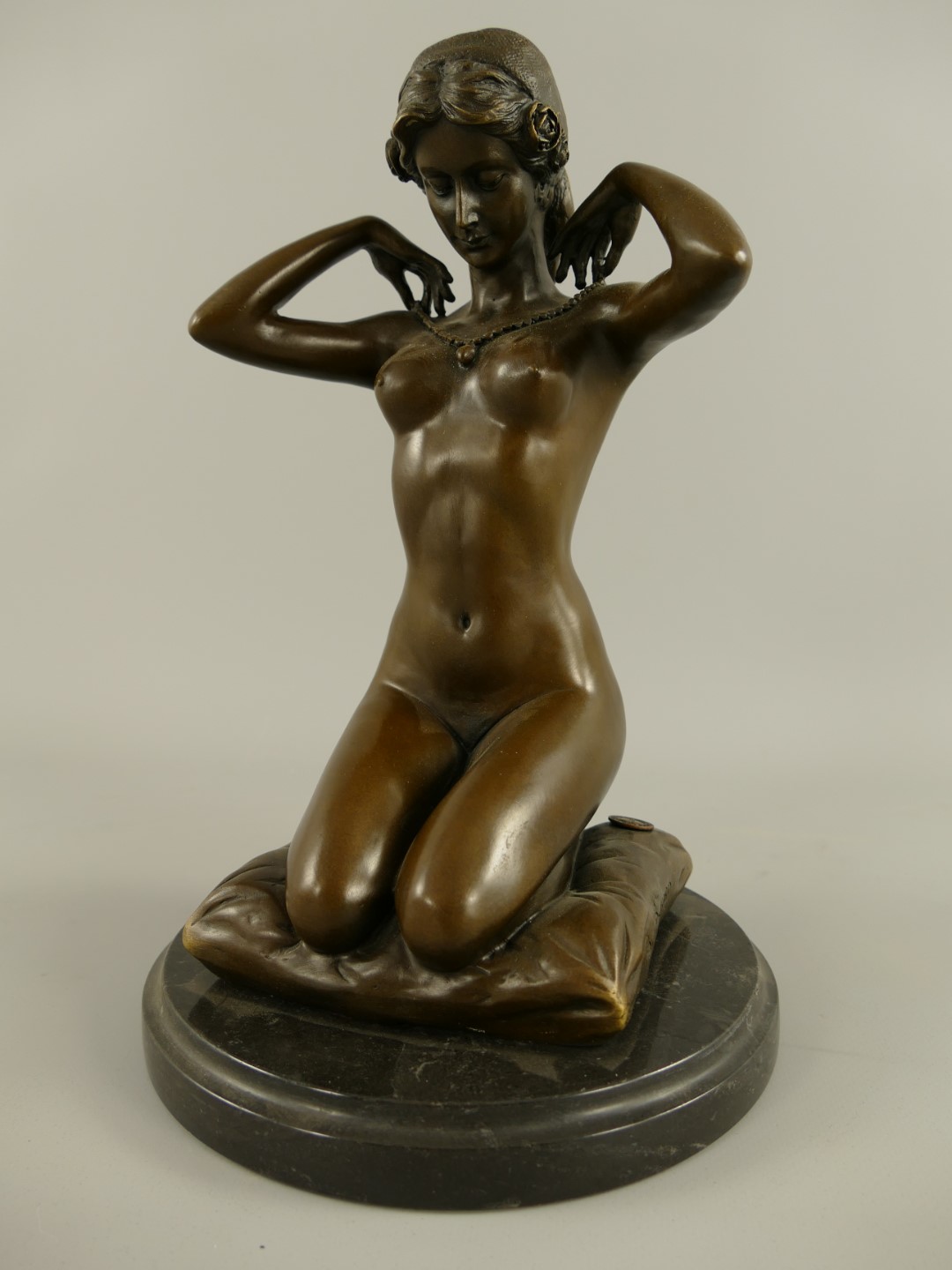 Figur Bronze Frau H.29x19x19cm