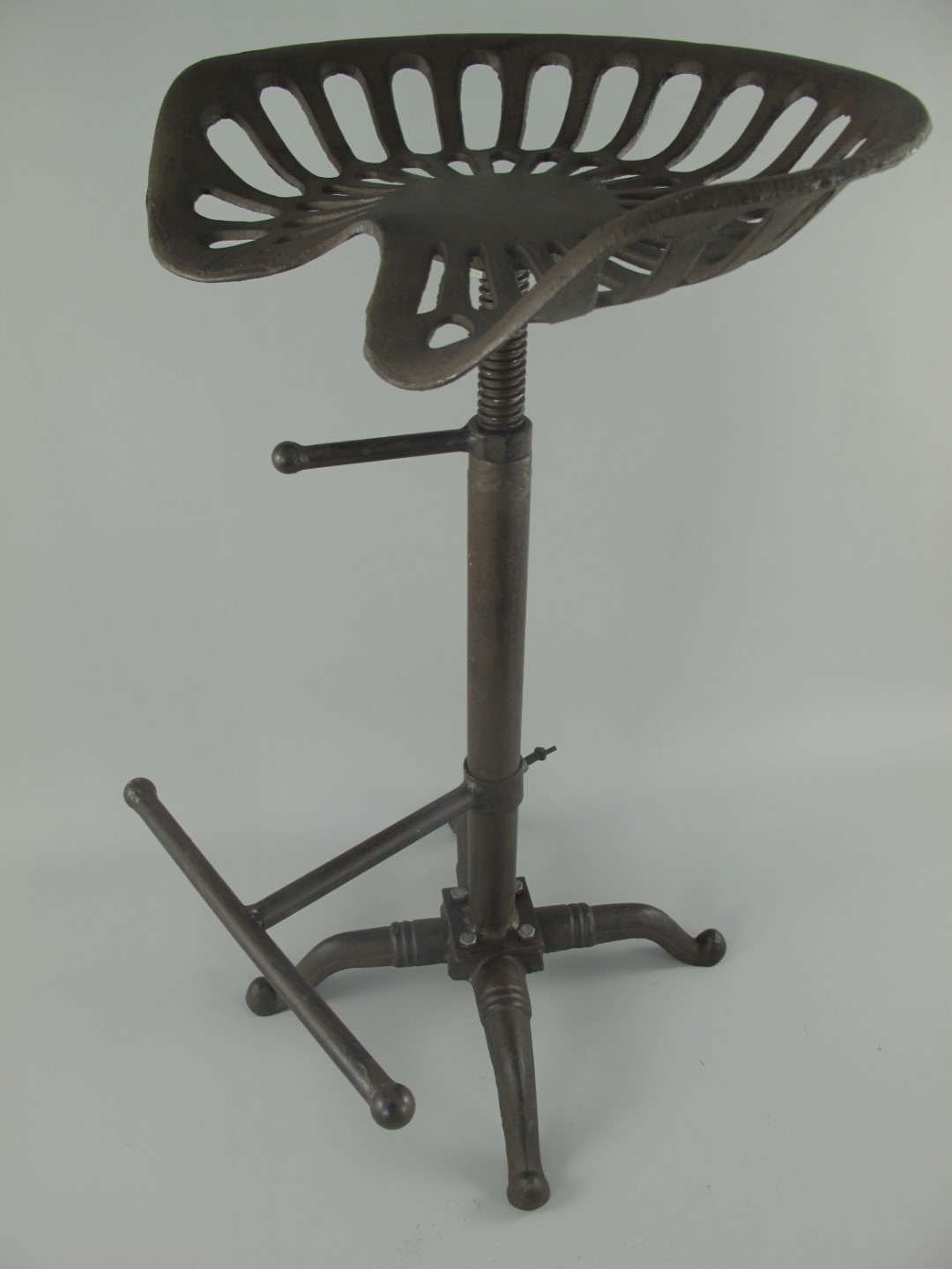 Barstühl Gußeisen rustikal braun H.75x47cm