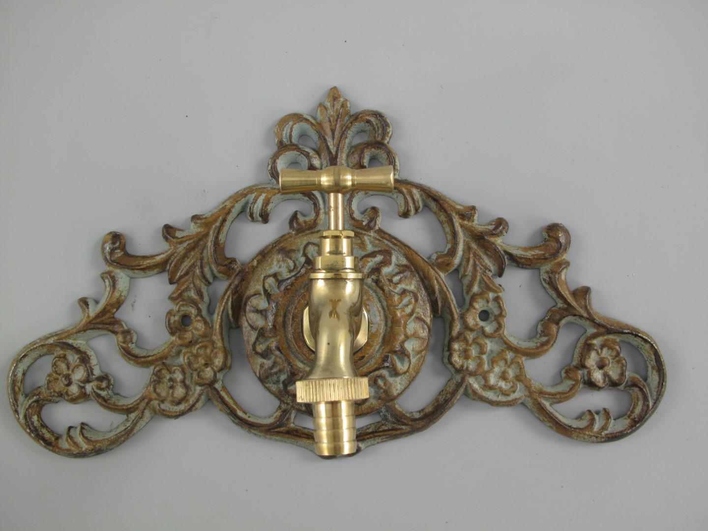 Wandplatte/Wasserhahn(3/4)Gußeisen farb. H.17x30cm