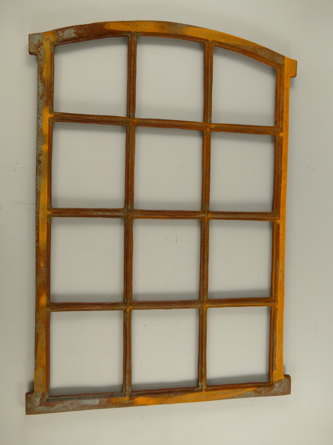 *ANG. Fenster Gußeisen rostig H.94x67cm